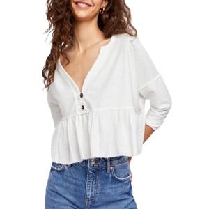 Free People White Crop Top size M (NEW)